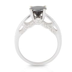 Vintage Style Black Diamond 4 Claw Setting Ring Share Prong Setting Side Stone In 18 Karat White Gold 