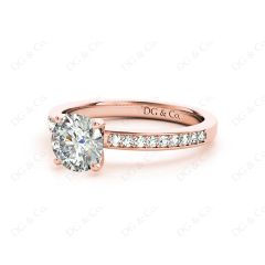 Round Cut Four Claws Diamond Engagement Ring with Pave Set Side Stones in 18K Rose Gold
