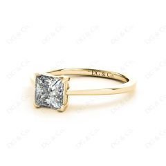 Princess Cut Classic Four claws Diamond Engagement Ring in 18K Yellow